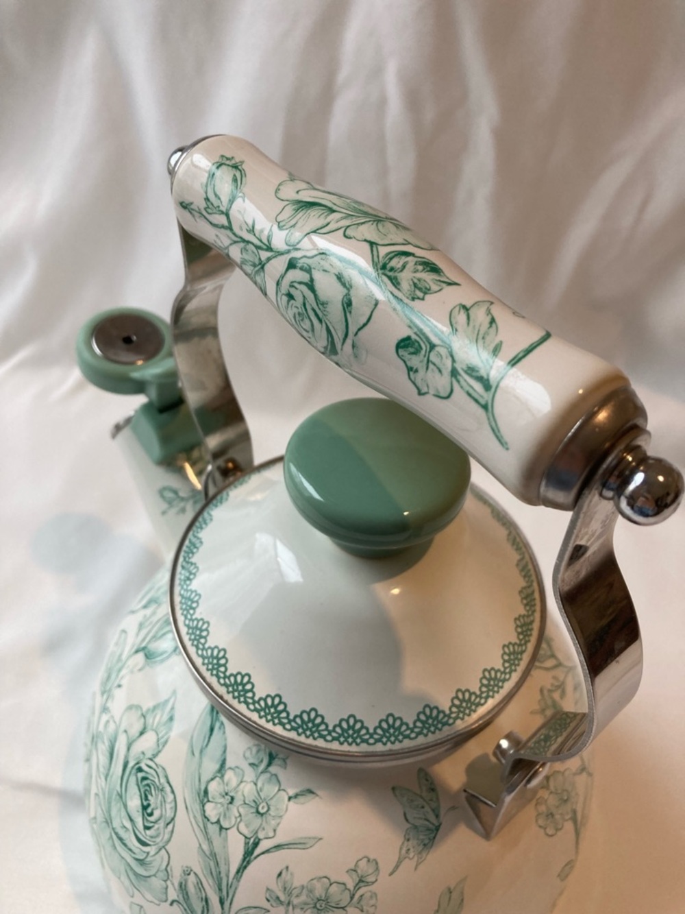 Pioneer Woman Agatha Enamel on Steel 2Qt Whistling Tea Kettle Floral Green White - Picture 7 of 9